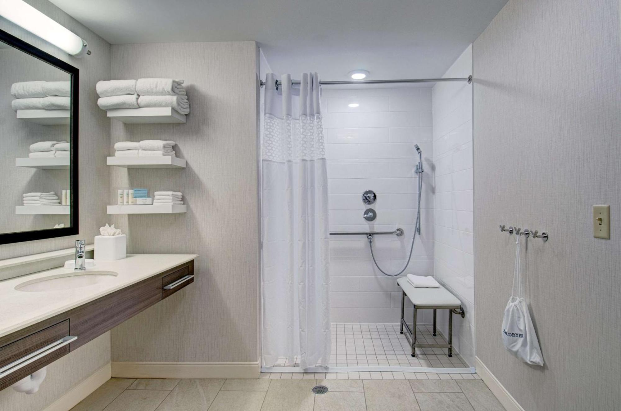 Hampton Inn Boston - Westborough Exterior foto
