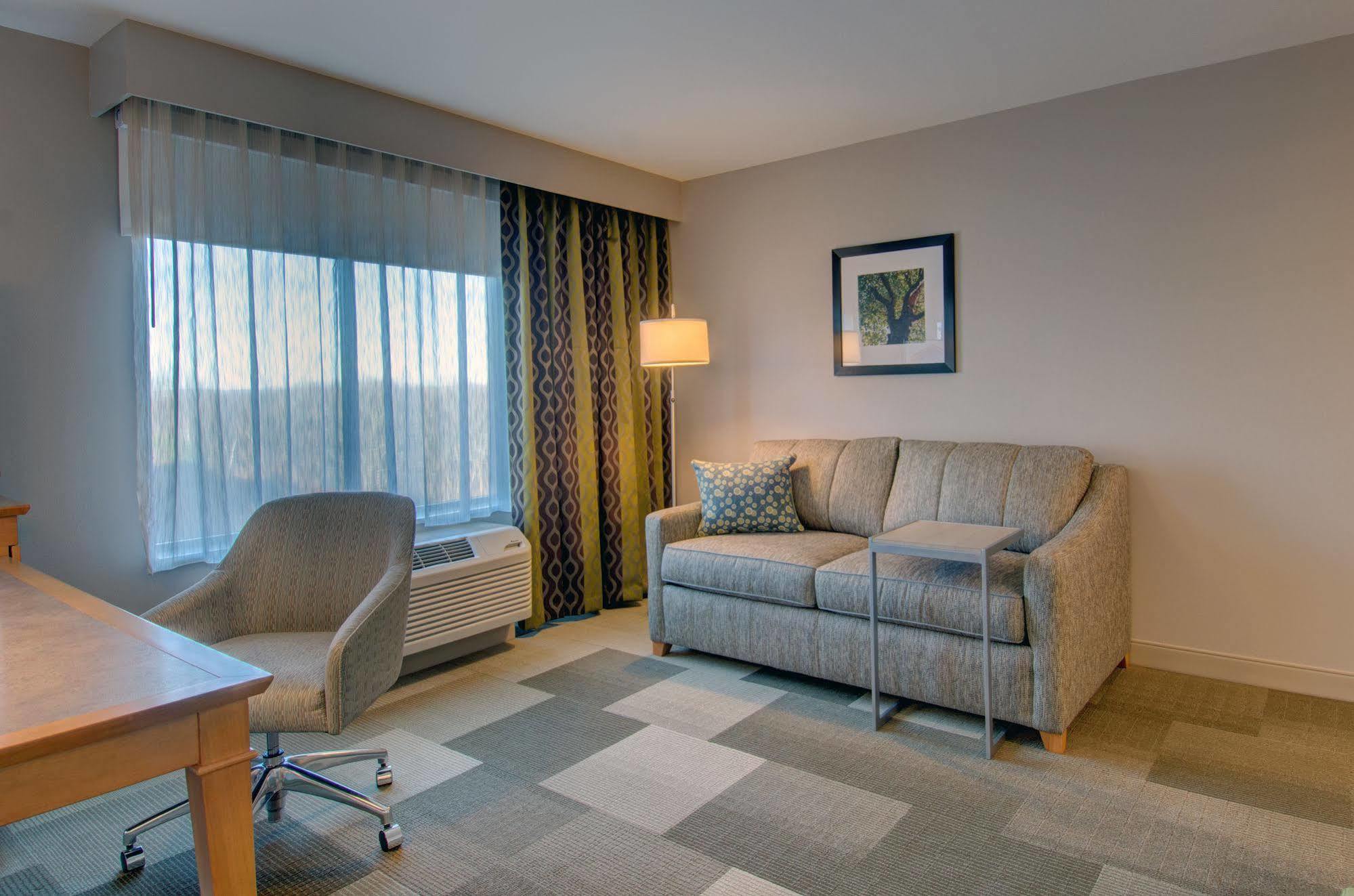 Hampton Inn Boston - Westborough Exterior foto